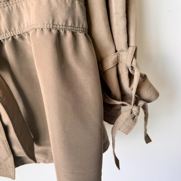 Banana Republic Tie Front Short Flowy Trench Overshirt - Picture 3 of 9